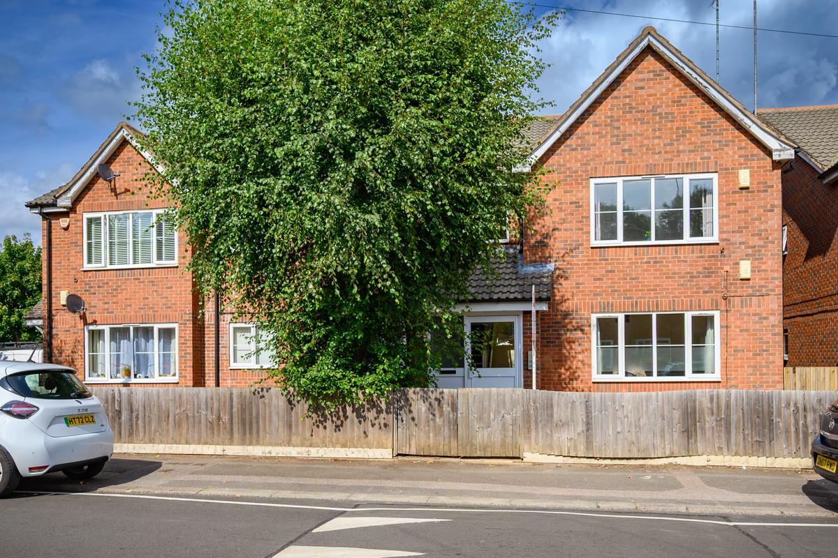 Sullivan Court, Sullivan Road, CV6 7LR – No Onwards Chain